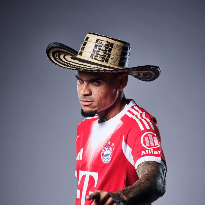 Esta fue la imagen que compartió el Bayern junto al video para celebrar el primer año de Luis Díaz en el club. FOTO @FCBayernES