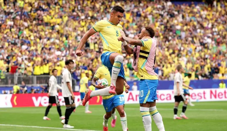 Brasil y Paraguay son las dos selecciones de Sudamerica que ya se instalaron en octavoas de final del Mundial de Norteamérica. FOTO TOMADA X@FIFAcom