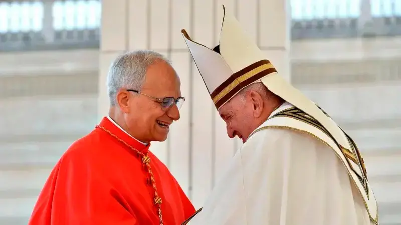 Francis Prevost junto al papa Francisco. FOTO GETTY 