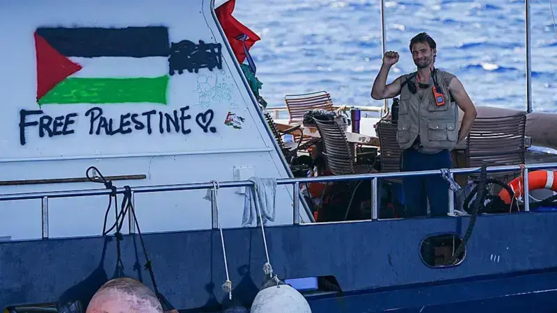 Según información de última hora, en uno de los barcos iban dos colombianas, identificadas como Manuela Bedoya y Luna Barreto. FOTO: Getty