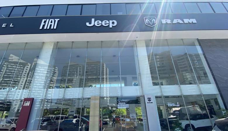 Fiat, Jeep y Ram habilitaron concesionarios en Bogotá, Medellín, Bucaramanga, Cali y Chía para recibir ayudas destinadas a las comunidades afectadas por el sismo. FOTO CORTESÍA.