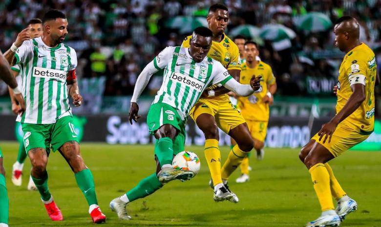 Nacional y Bucaramanga no se sacaron diferencias en el partido de ida de la Superliga en Medellín. FOTO: Jaime Pérez