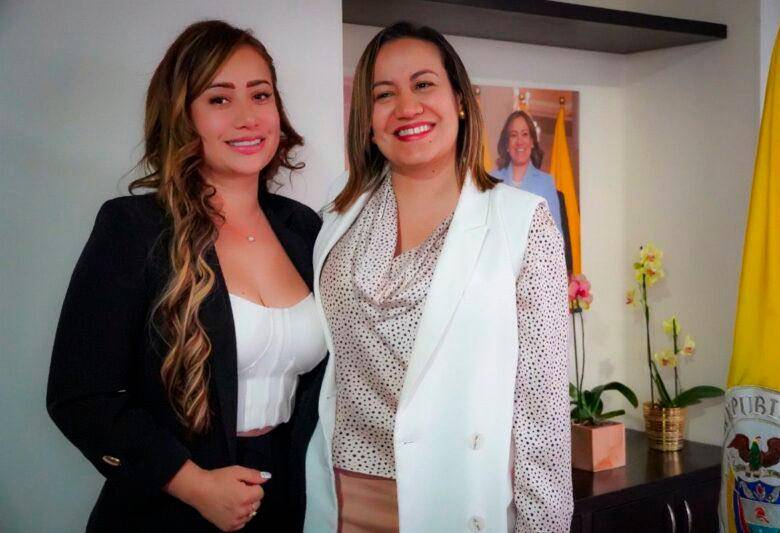 La directora de Promoción y Prevención del Ministerio de Salud, Johanna Barbosa, y la ministra Carolina Corcho. FOTO CORTESÍA