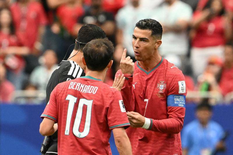 Cristiano se mostró enfadado en el partido de Portugal ante Congo. FOTO AFP