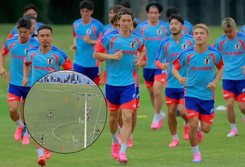 La Selección de Japón ha cambiado varias veces su sitio de entrenamiento en México debido a que se ha encontrado con terrenos en malas condiciones. Fotos: Getty Images y captura de video X.