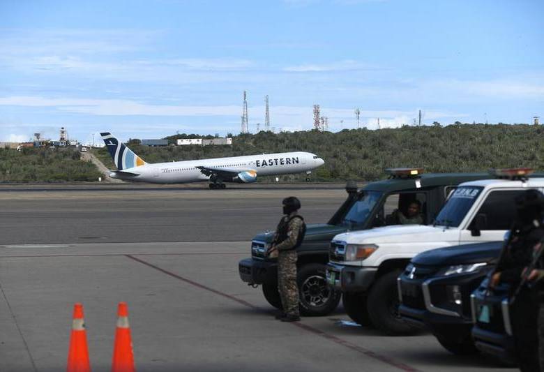 Unos 75 vuelos de repatriación se han realizado este año, con al menos 13.956 venezolanos deportados desde Estados Unidos. FOTO: XINHUA