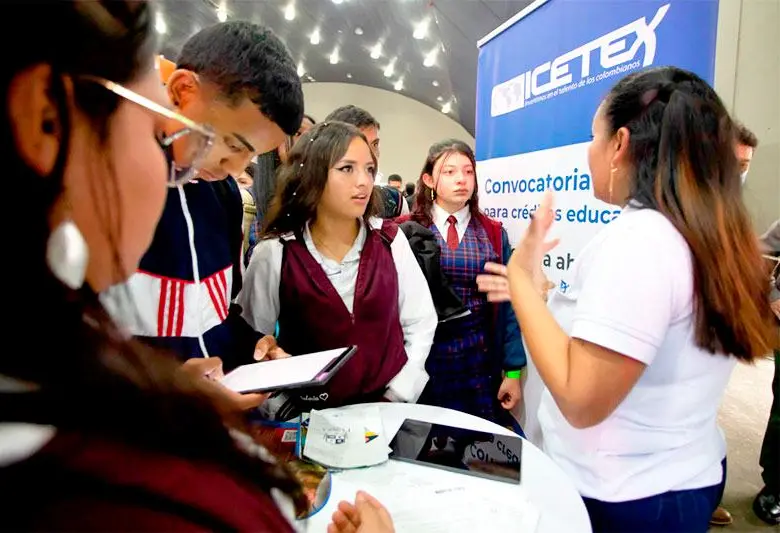 Según el Gobierno Nacional y el Icetex, la disminución de subsidios está relacionado con problemas fiscales. Sin embargo, expertos insisten en que el problema debe ser atendido con prioridad. FOTO Cortesía Icetex