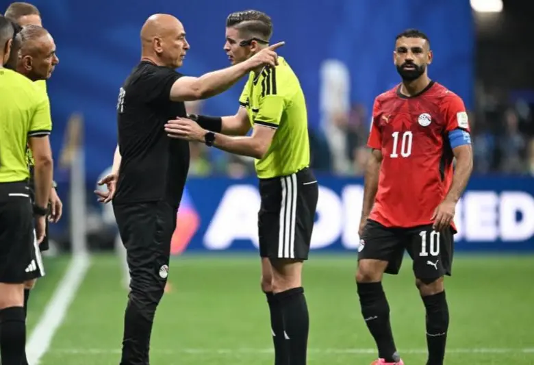 Egipto reclama la exclusión del árbitro François Letexier tras la derrota ante Argentina. FOTO: AFP