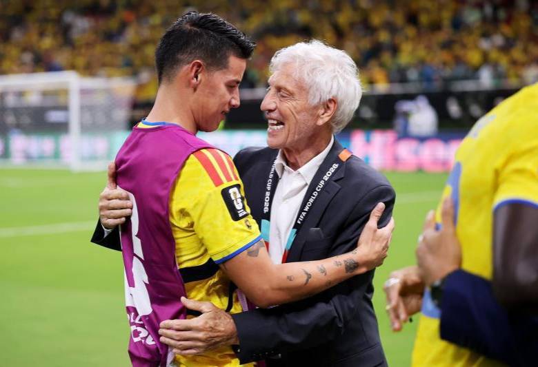 No son lágrimas, es alergia a los finales bonitos: El abrazo del “argentino más colombiano”, así ha evolucionado la generación que formó Pékerman. Foto: Getty Imagenes
