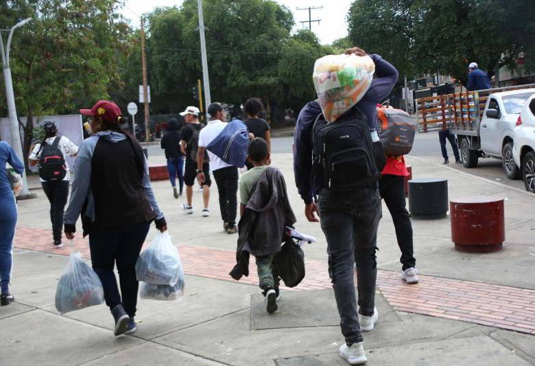 Se cumplió el primer mes desde que estalló la guerra en la región de Catatumbo dejando miles de desplazados. Foto: Colprensa