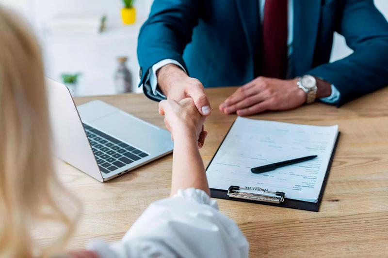 La compañía busca talento en áreas operativas y comerciales con más de 400 vacantes abiertas. FOTO: GETTY