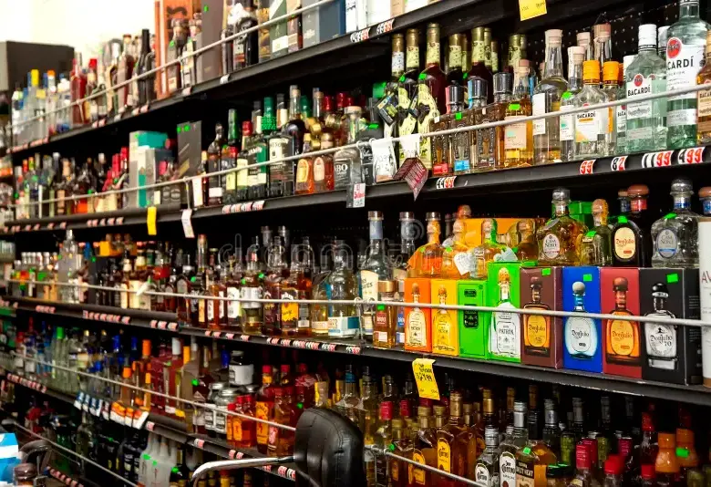 El aguardiente entra en una etapa de competencia abierta, con Antioquia, Caldas y Cundinamarca liderando la disputa por nuevos territorios. FOTO: CORTESÍA