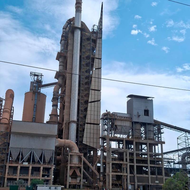 Desde su planta en Cartagena, Cementos Argos produce y despacha al exterior grandes volúmenes de este material. FOTO Ferney Arias