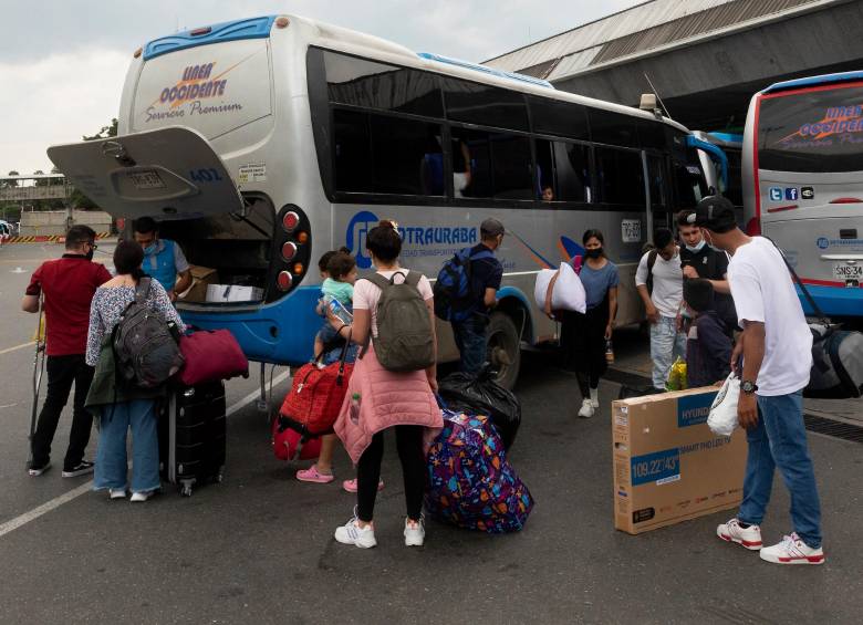 El propósito de los usuarios para viajar por vía terrestre es un 95% con fines turísticos, un 3% lo hacen por comercio y un 1% por trabajo. FOTO: Camilo Suárez