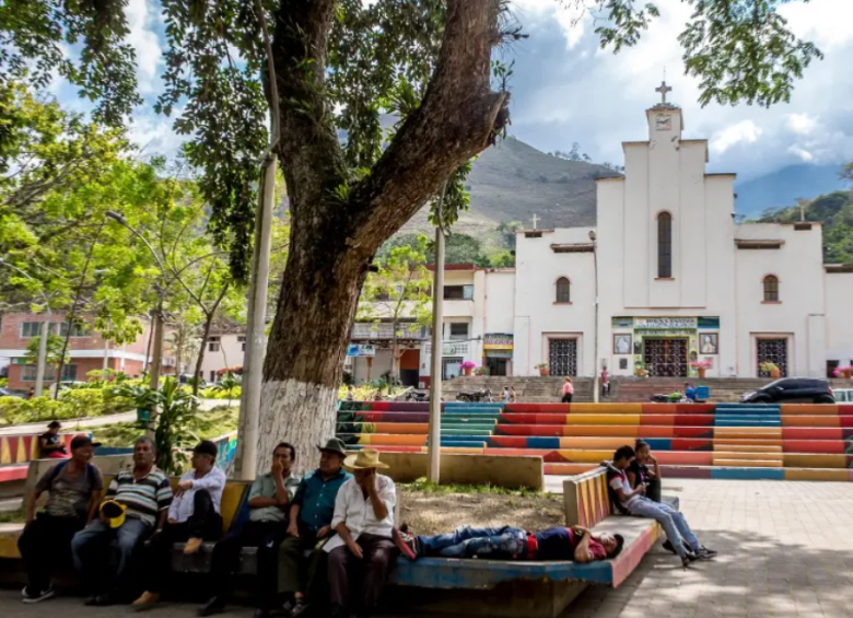 Los enfrentamientos habrían dejado también a varios ilegales heridos. FOTO: Juan Antonio Sánchez