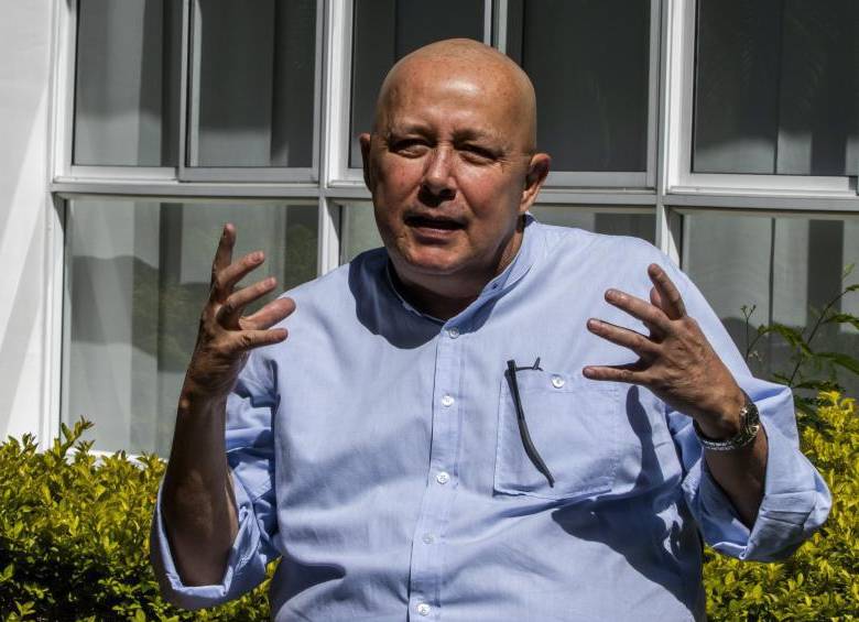 Juan Guillermo Valderrama es un conferencista que ayuda a las personas con adicciones. Hace seis años fue trasplantado. FOTO Julio César Herrera