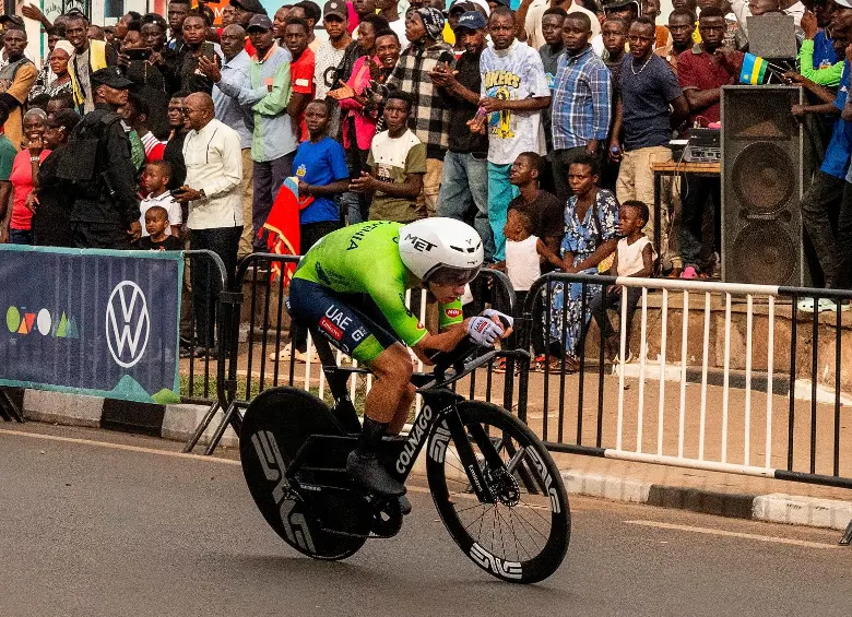 Tadej Pogacar viene de ser cuarto en la prueba de contrarreloj del Mundial en Kigali. FOTO: Getty