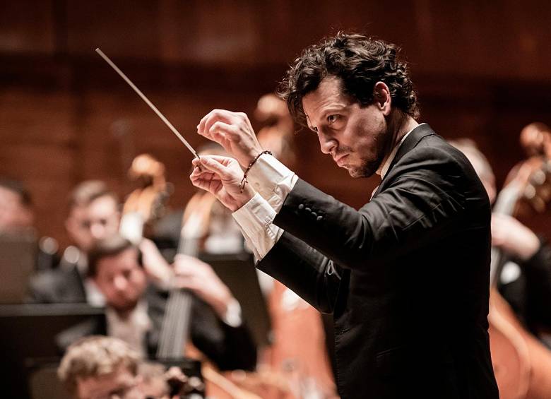 Paolo Bortolameolli es el actual director de la Orquesta Sinfónica Nacional Juvenil de Chile. FOTO Cortesía