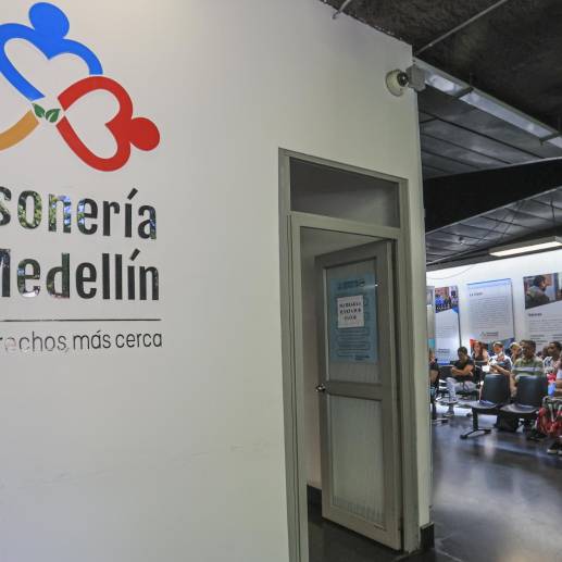 La secretaría de Seguridad habría comprado un inmueble en 2019 con graves problemas de infraestructura. Foto: Manuel Saldarriaga Quintero