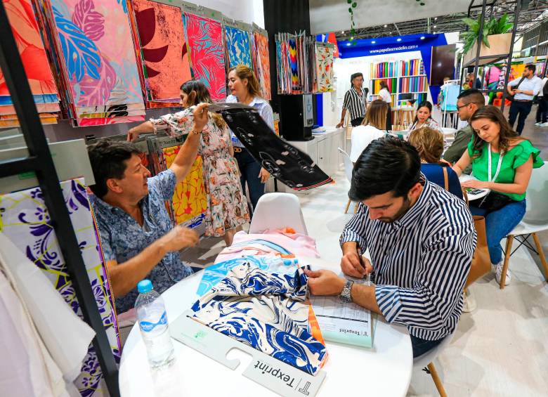 Más de 13.200 personas ingresaron en el primer día de Colombiamoda a disfrutar de los negocios, las tendencias y el conocimiento. FOTO Esneyder Gutiérrez