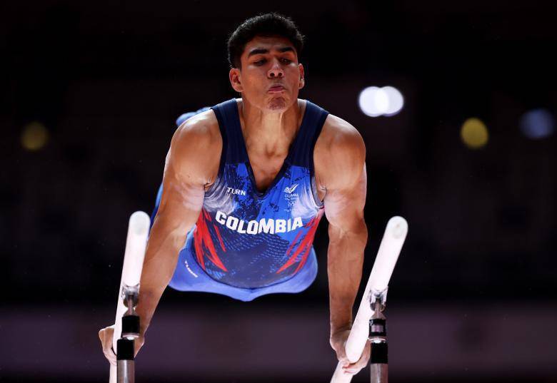 El gimnasta cucuteño Ángel Barajas es uno de los mejores del mundo en su especialidad. Este año ganó medalla de oro en la prueba de barra paralela en la Copa Mundo del deporte. Foto: Getty