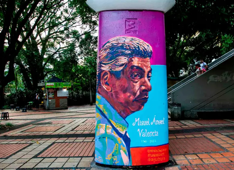 El mural en homenaje a Miguel Valencia fue realizado por Luis Eduardo Loaiza y Rafael Restrepo, miembros del proyecto Retratos Hablados. FOTO Julio Herrera