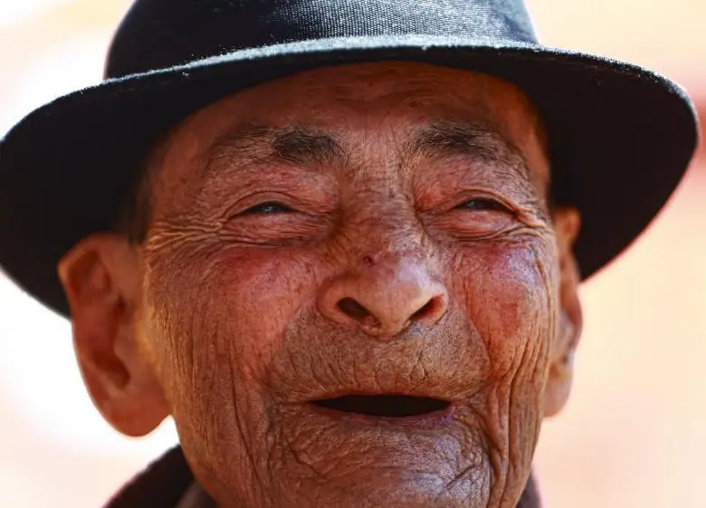 La investigación revela que los cambios en las defensas inmunológicas de las mujeres son más pronunciados con la edad, con un aumento de células inmunitarias inflamatorias. FOTO MANUEL SALDARRIAGA