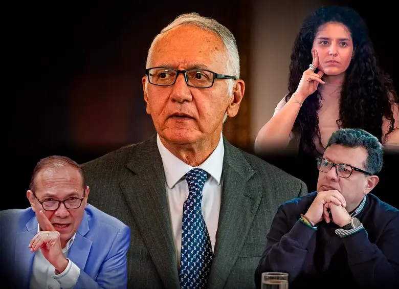 De arriba a abajo: Hollman Morris, director de RTVC; la ministra de Cultura, Yannai Kadamani; y el ministro de Trabajo, Antonio Sanguino. Atrás: Guillermo Jaramillo, ministro de Salud. Foto: El Colombiano.