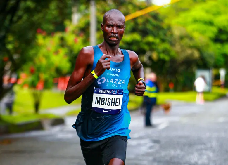 En la Maratón de Medellín correr también fue un acto de amor; así fue la edición 31 de la carrera más importante de la ciudad