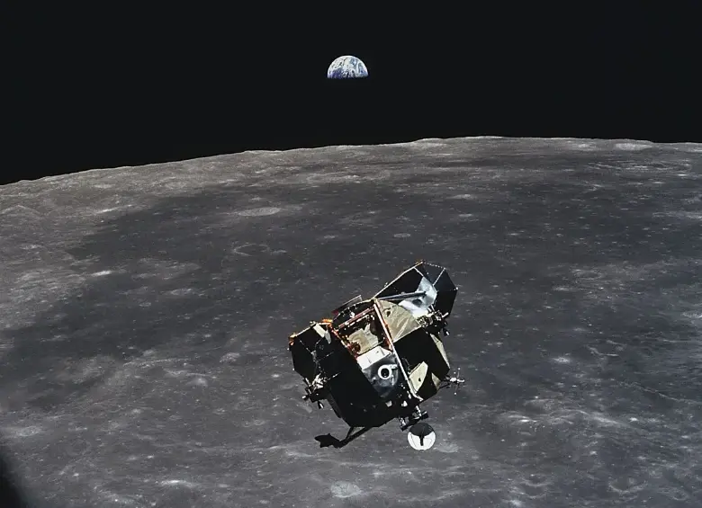El cohete fue lanzado en enero de 2025 para transportar los módulos Blue Ghost y Resilience. FOTO: Nasa