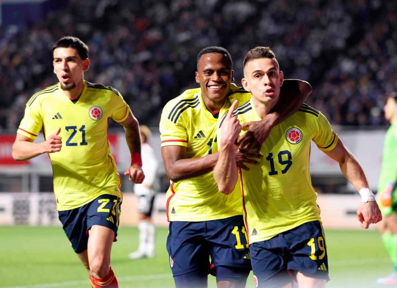 Rafael Santos Borré le dio el triunfo a Colombia en el amistoso ante Japón. FOTO EFE