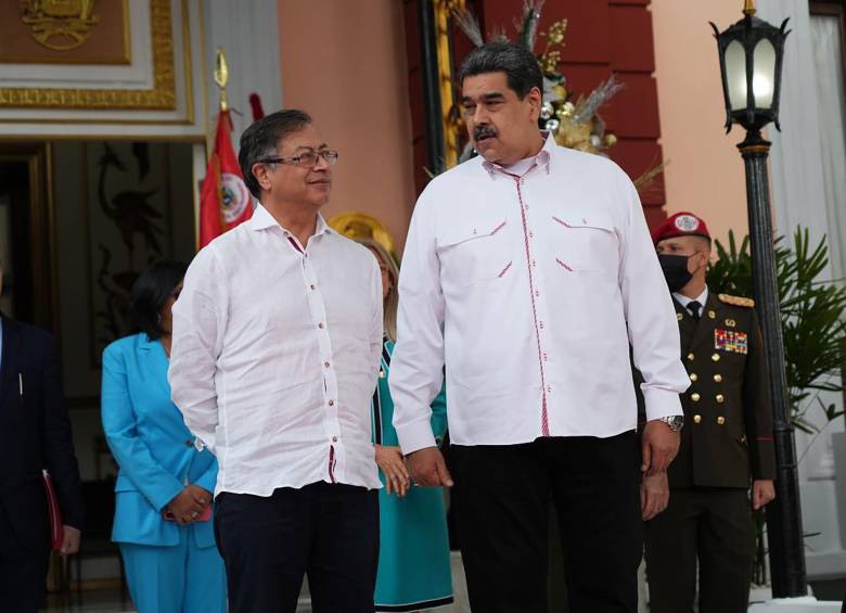 Los gobiernos de Gustavo Petro y Nicolás Maduro firmaron un memorando de entendimiento para una ‘zona binacional’ el pasado mes de julio. Foto: Presidencia