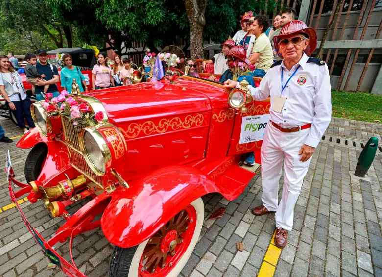 Este es Humberto Tamayo, uno de los participantes del desfile. FOTO Manuel Saldarriaga