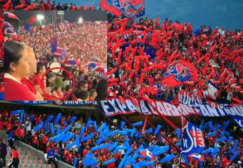 Los hinchas del Medellín llenaron las tribunas del Atanasio Girardot en la noche del domingo. 37.031 fue el reporte oficial. FOTO: CAMILO SUÁREZ-captura de video