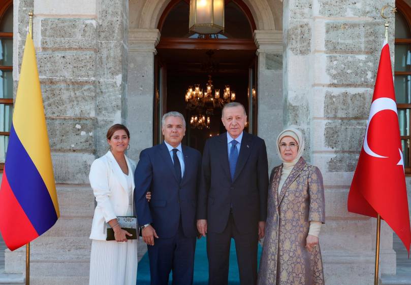 Iván Duque dijo que con este acuerdo se cuadruplicará la inversión entre ambos países. FOTO: TOMADA DE TWITTER RECEP TAYYIP ERDOGAN