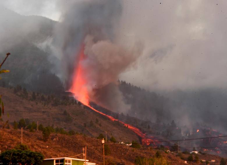 Impresionante erupción del volcán Cumbre Vieja en Canarias