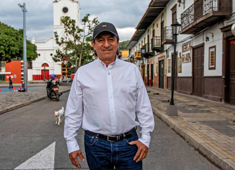 Más de 130 personas se unieron como socias fundadoras de la Corporación Tartarín Moreira apenas un día después de su primera reunión. FOTO Julio César Herrera. 