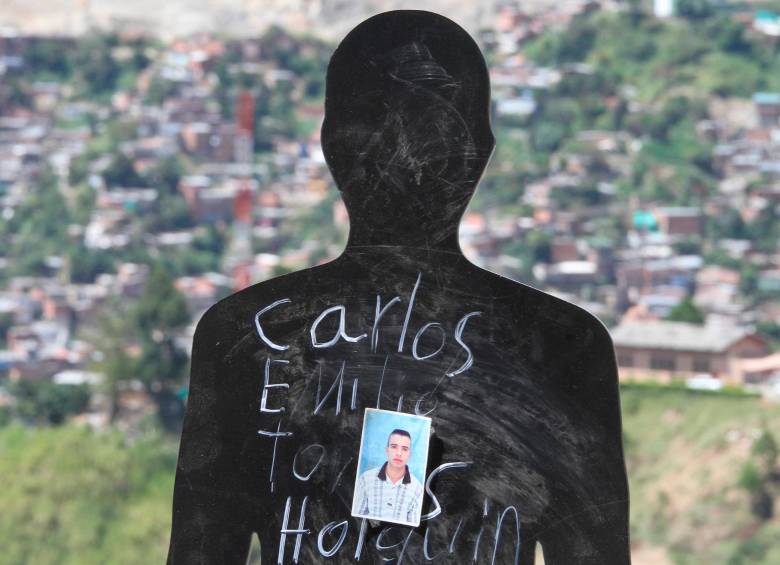 Según organizaciones sociales, en La Escombrera podrían hallarse los restos de 300 personas desaparecidas. FOTO: EL COLOMBIANO