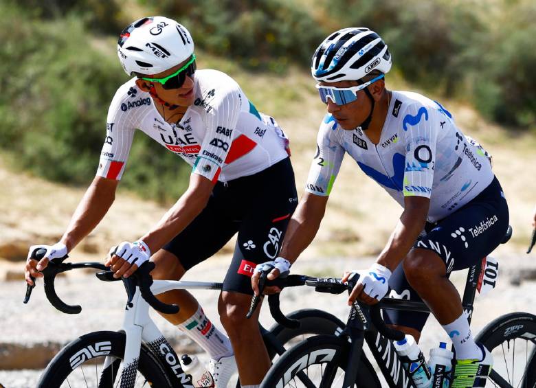 Nairo e Isaac del Toro, la nueva estrella del ciclismo mundial y con quien compite en los Emiratos. FOTO X-MOVISTAR