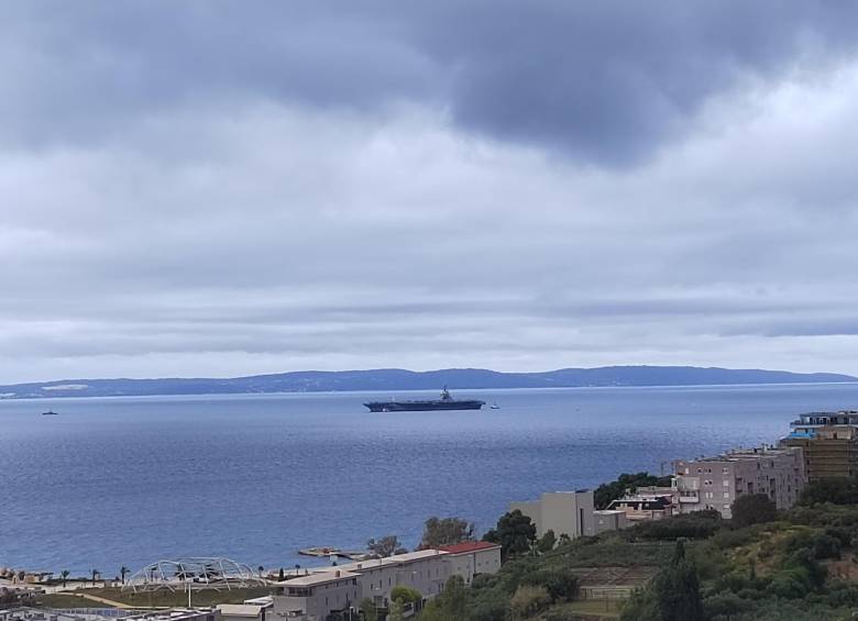 El buque de guerra de Estados Unidos USS Gravely realizará una visita a Trinidad y Tobago para llevar a cabo ejercicios militares conjuntos en las cercanías de la costa de Venezuela. FOTO: Tomada de Sips and Scales Fishing Charters.