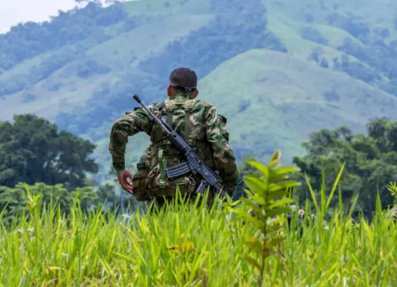 12 militares han reconocido ante la JEP que cometieron ‘falsos positivos’ y por ello, como reparación simbólica, quieren devolver sus condecoraciones de servicio. Foto: Colprensa