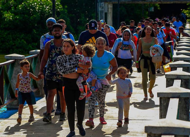 Este año han llegado a Acandí y Capurganá unos 300.000 migrantes. Aunque la mayoría son venezolanos, también llegan asiáticos y africanos que huyen de gobiernos totalitaristas. FOTO CAMILO SUÁREZ ECHEVERRY