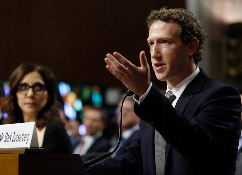 El patrimonio neto de Mark Zuckerberg se redujo en cerca de US$25.000 millones luego de que las acciones de Meta cayeran más de 10% el pasado jueves. Foto: AFP