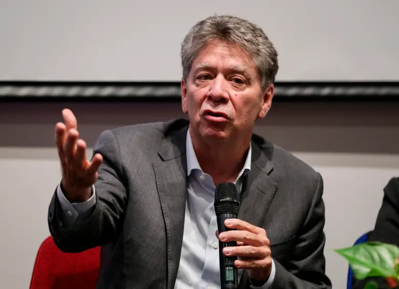 Bruce Mac Master, presidente de la Andi, cuestionó la actuación de la DIAN tras conocerse el comunicado del Ministerio de Comercio sobre los aranceles de Estados Unidos. FOTO COLPRENSA. 