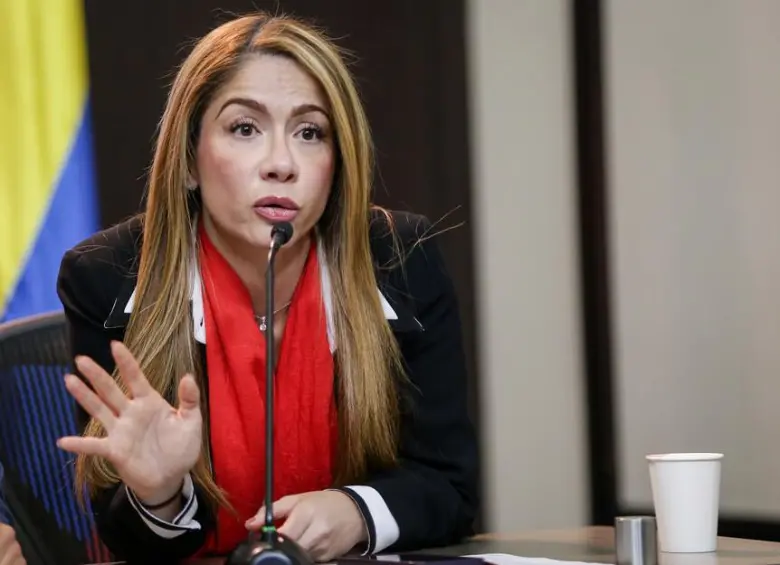 Catherine Juvinao en una rueda de prensa. FOTO: COLPRENSA