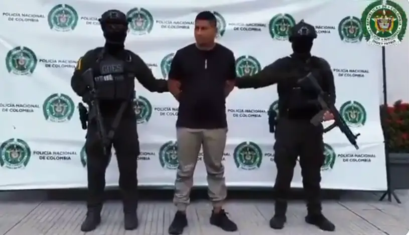 Alias Óscar llevaba cerca de 14 años delinquiendo. FOTO: CAPTURA DE VIDEO POLICÍA