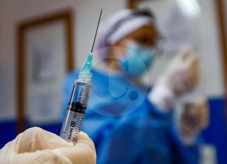 Estados Unidos anunció el lunes que compartiría 60 millones de vacunas. FOTO MANUEL SALDARRIAGA