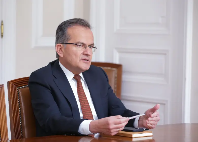 Si bien, en contra del hoy del subdirector Mahecha no pesa ninguna decisión penal, administrativa o fiscal, su recorrido en la vida pública genera preguntas sobre sus habilidades relacionadas con salud o el manejo de personal. Foto: Presidencia