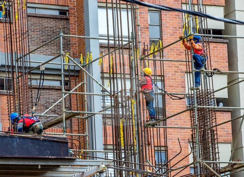 Durante los próximos tres años, Viva buscará liderar la construcción de 25.000 viviendas nuevas y mejorar 50.000 más. En 2020, la entidad entregó 793 viviendas e inició otras 5.516 soluciones.FOTO Juan Antonio Sánchez