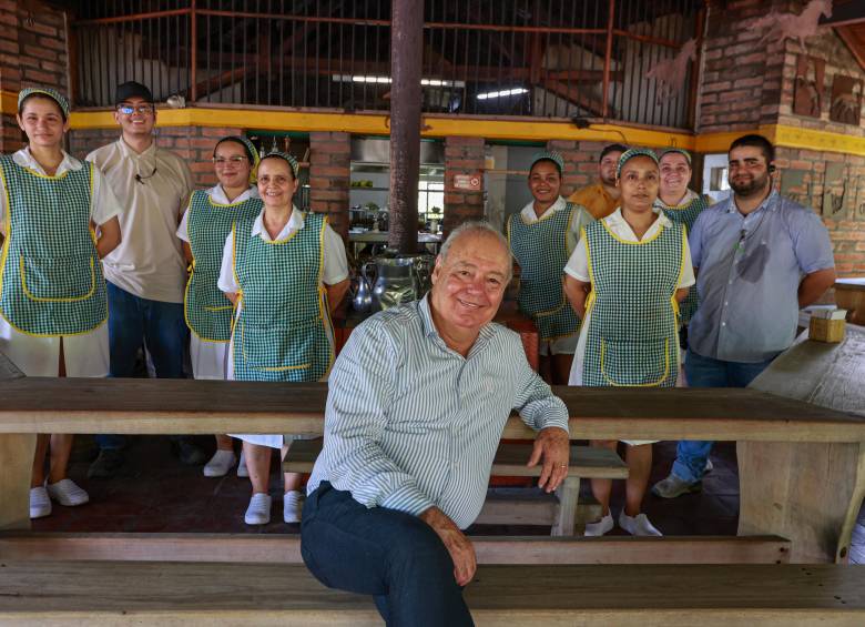 El restaurante se levantó sobre un antiguo potrero de una finca ganadera. Hoy es un punto de encuentro para viajeros y habitantes del Suroeste. FOTO MANUEL SALDARRIAGA